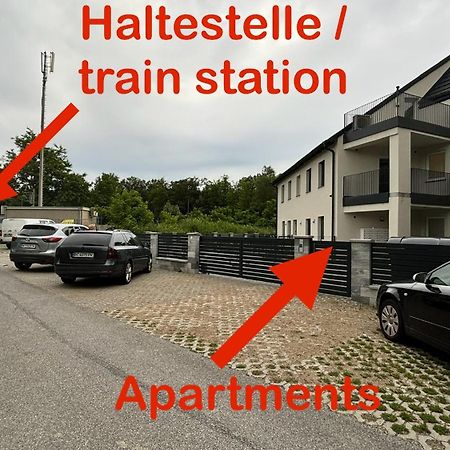Langenzersdorf Apartment Buitenkant foto