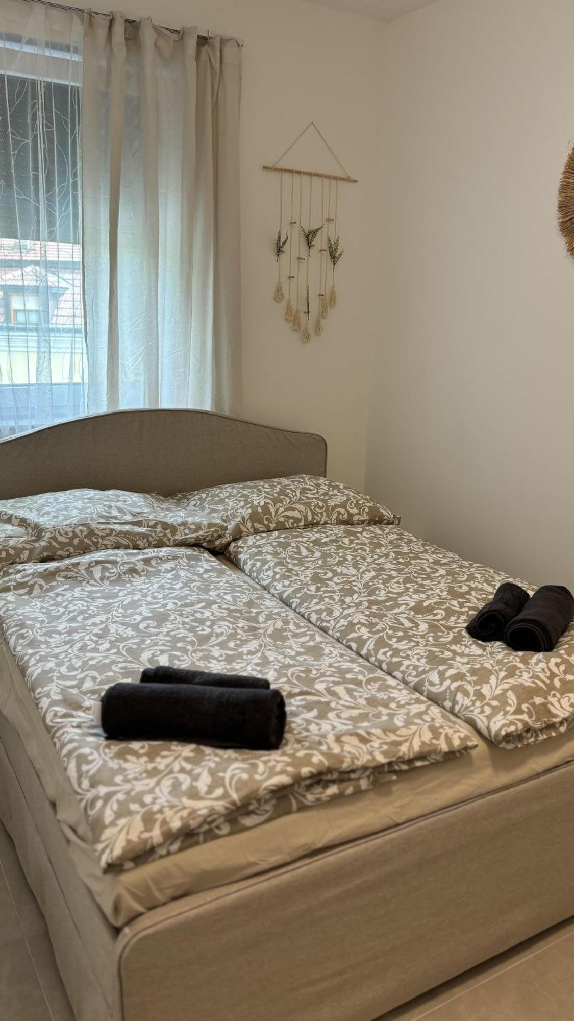 Langenzersdorf Apartment Buitenkant foto