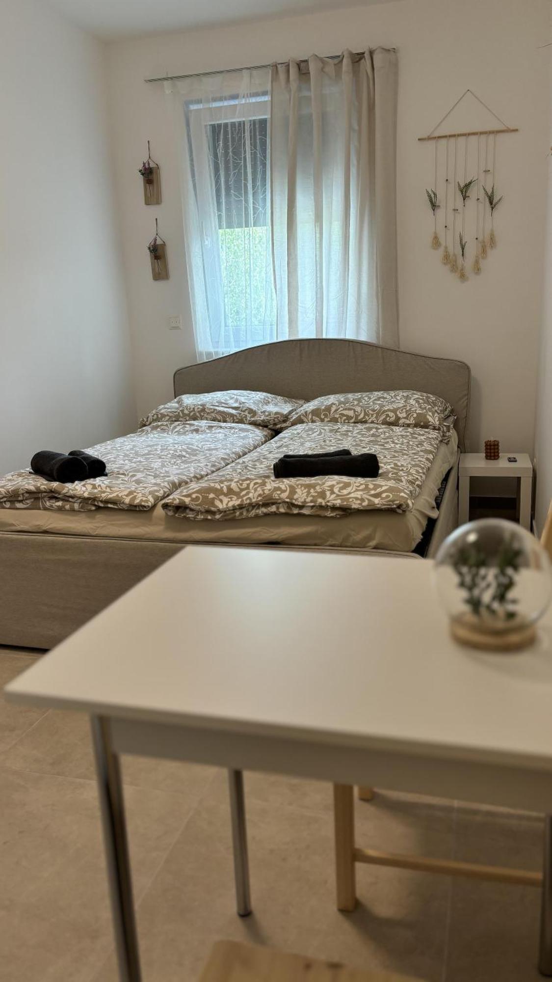 Langenzersdorf Apartment Buitenkant foto