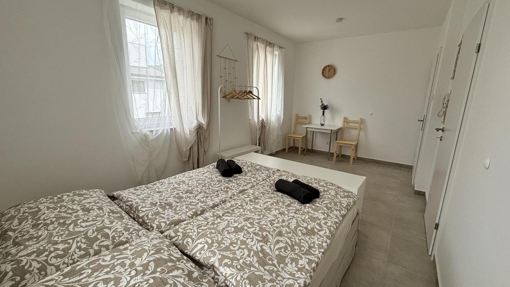 Langenzersdorf Apartment Buitenkant foto