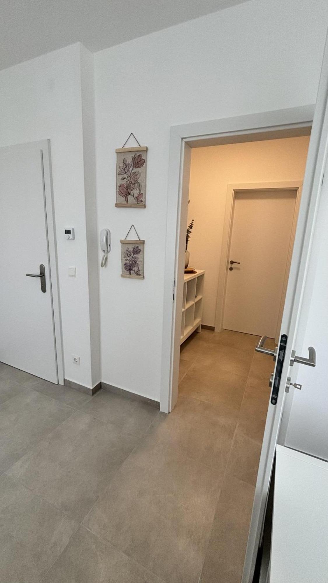 Langenzersdorf Apartment Buitenkant foto