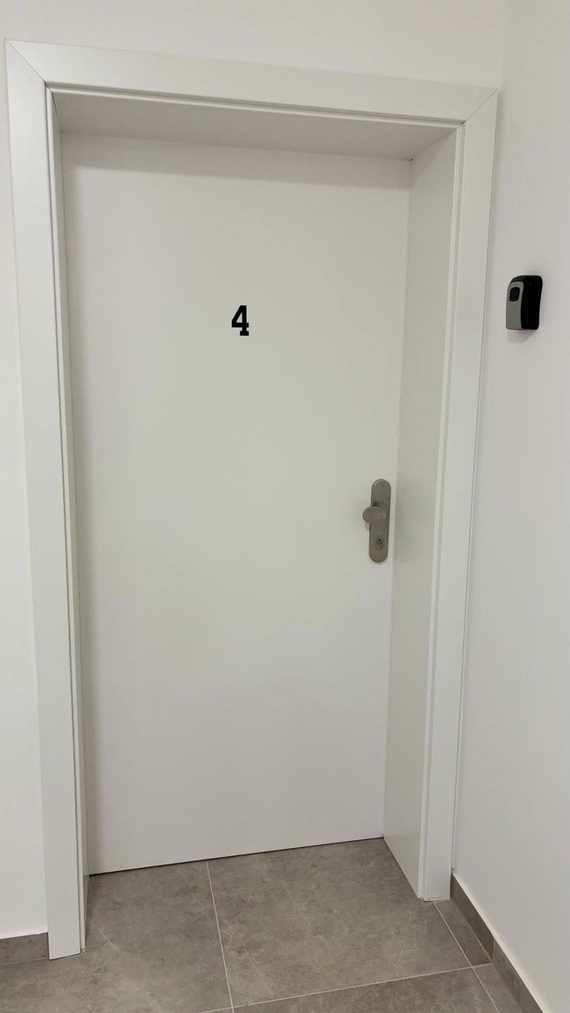 Langenzersdorf Apartment Buitenkant foto