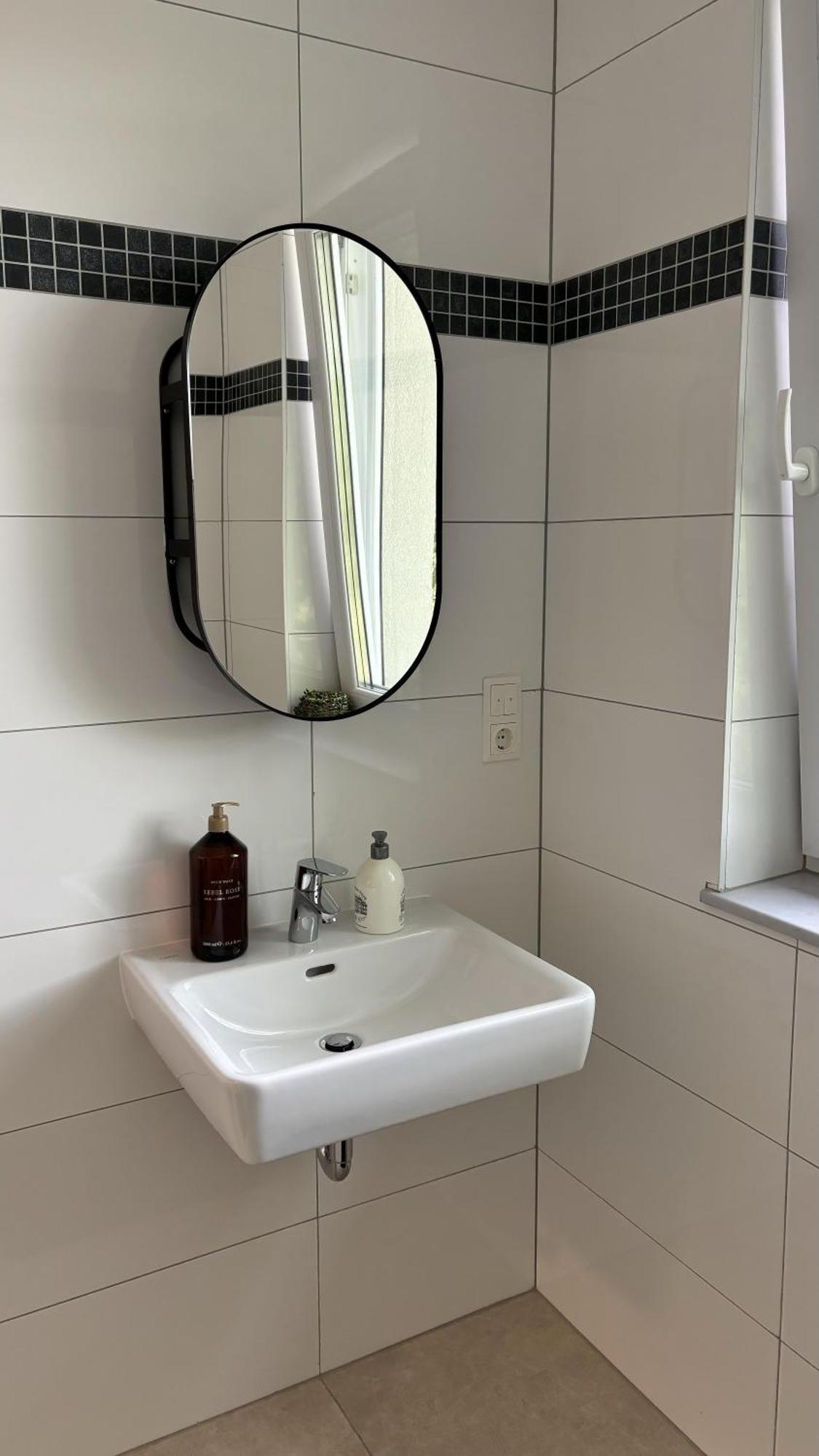 Langenzersdorf Apartment Buitenkant foto