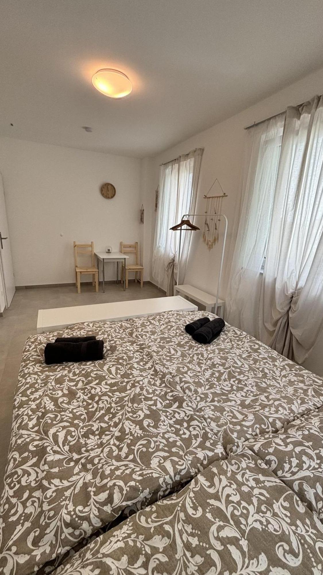 Langenzersdorf Apartment Buitenkant foto